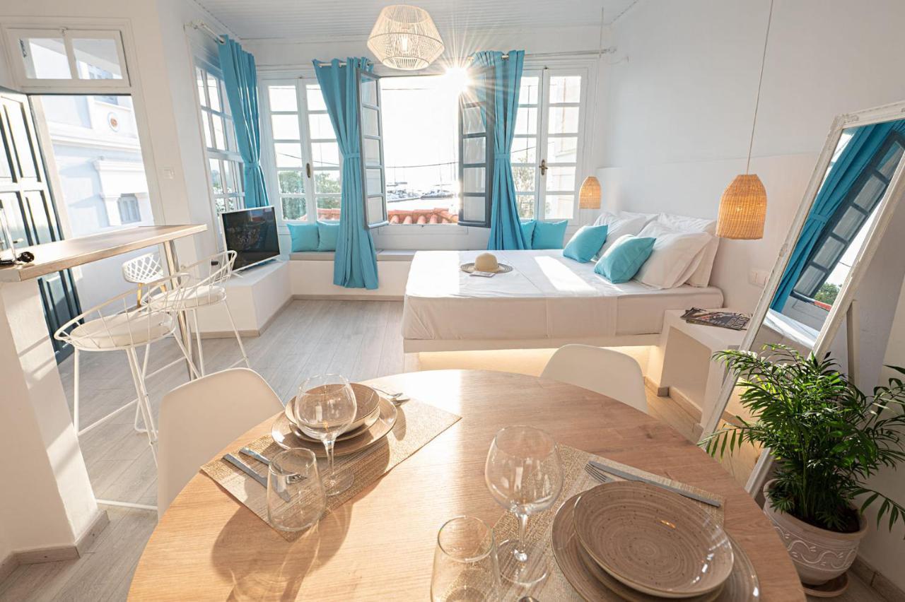 The White Rose Apartment Πόρος Εξωτερικό φωτογραφία