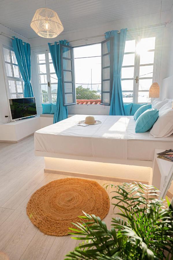 The White Rose Apartment Πόρος Εξωτερικό φωτογραφία